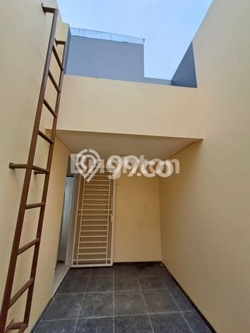 SIAP HUNI! Rumah Strategis di Pademangan, LT 58m² Bangunan 174m² SIAP HUNI! Rumah Strategis di Pademangan, LT 58m² Bangunan 174m²