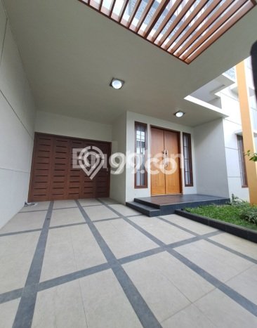 Hunian Mewah LB 201m2 Siap Huni Desain Elegan di Rawamangun, Jakarta Timur Hunian Mewah LB 201m2 Siap Huni Desain Elegan di Rawamangun, Jakarta Timur
