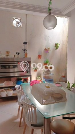 Ruko Usaha Dijual di Sawah Besar Jakarta Pusat LT 127m2 & LB 250m2 Ruko Usaha Dijual di Sawah Besar Jakarta Pusat LT 127m2 & LB 250m2