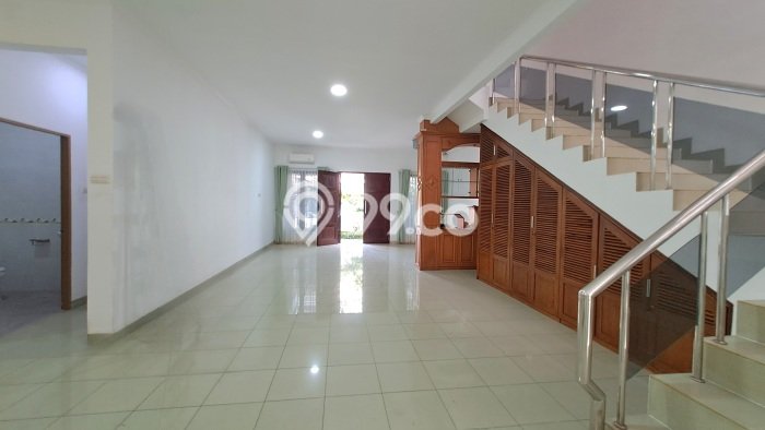 Dijual Rumah Luas Megah Dengan View Cantik di Sunter, Jakarta Utara Dijual Rumah Luas Megah Dengan View Cantik di Sunter, Jakarta Utara