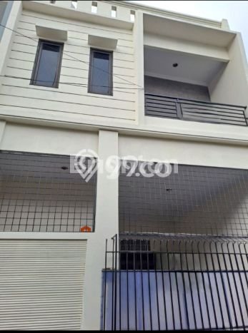 Kesempatan Investasi 5 Kamar Tidur dan 4 Kamar Mandi di Lokasi Strategis Pademangan, Jakarta Utara Kesempatan Investasi 5 Kamar Tidur dan 4 Kamar Mandi di Lokasi Strategis Pademangan, Jakarta Utara