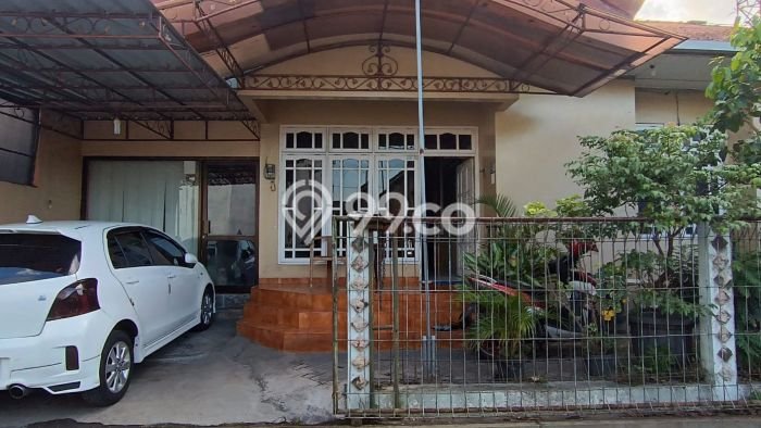 Dijual Rumah Premium dengan Fasilitas Sekitar Lengkap di Depok, Sleman Dijual Rumah Premium dengan Fasilitas Sekitar Lengkap di Depok, Sleman