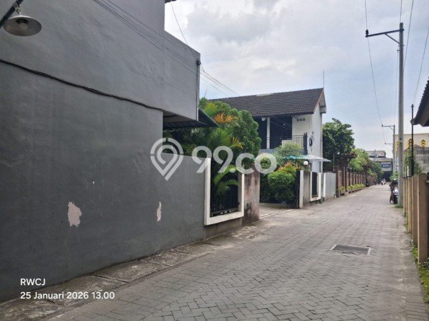Unit Kost Dijual di Depok dengan 28 Kamar Tidur & Luas Bangunan 408m2 Unit Kost Dijual di Depok dengan 28 Kamar Tidur & Luas Bangunan 408m2