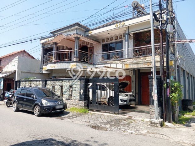Siap Huni Rumah Mewah 14 Kamar di Banguntapan Dekat ke Mana Pun Siap Huni Rumah Mewah 14 Kamar di Banguntapan Dekat ke Mana Pun