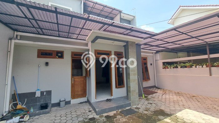 Jual Rumah Strategis Bagus Punya 4 KT di Ngaglik Sleman - Jual Rumah Strategis Bagus Punya 4 KT di Ngaglik Sleman -