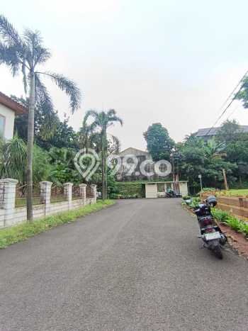 Hunian Mewah LB 900m2 Siap Huni Desain Elegan di Bintaro, Jakarta Selatan Hunian Mewah LB 900m2 Siap Huni Desain Elegan di Bintaro, Jakarta Selatan