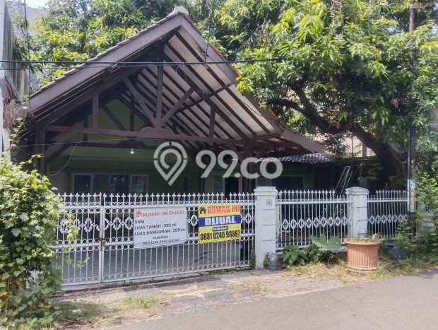 Dijual Rumah Premium dengan Fasilitas Sekitar Lengkap di Kebayoran Lama, Jakarta Selatan Dijual Rumah Premium dengan Fasilitas Sekitar Lengkap di Kebayoran Lama, Jakarta Selatan