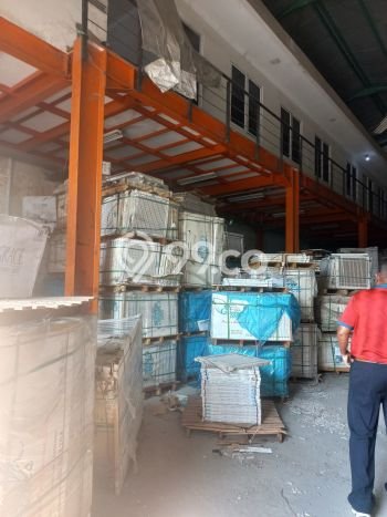 INVESTASI CERDAS! Gudang di , Luas 316m2m², Pusat Bisnis INVESTASI CERDAS! Gudang di , Luas 316m2m², Pusat Bisnis