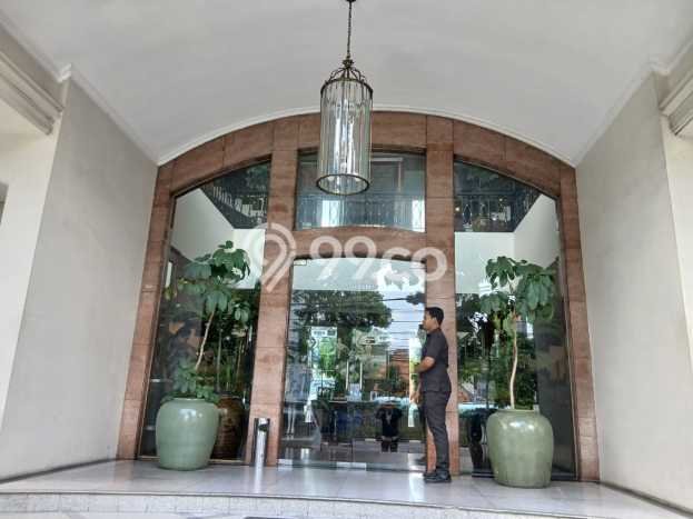 Unit Komersial Dijual di Kebayoran Baru Jakarta Selatan Luas Tanah 1068m2, Luas Bangunan 1950m2 Unit Komersial Dijual di Kebayoran Baru Jakarta Selatan Luas Tanah 1068m2, Luas Bangunan 1950m2