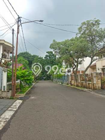 Hunian Mewah LB 900m2 Siap Huni Desain Elegan di Bintaro, Jakarta Selatan Hunian Mewah LB 900m2 Siap Huni Desain Elegan di Bintaro, Jakarta Selatan