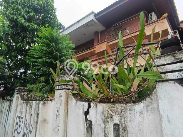 Hunian Cantik Minimalis Lb 186m2 di Kebayoran Baru, Jakarta Selatan Hunian Cantik Minimalis Lb 186m2 di Kebayoran Baru, Jakarta Selatan