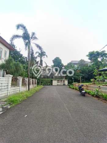 Hunian Mewah LB 900m2 Siap Huni Desain Elegan di Bintaro, Jakarta Selatan Hunian Mewah LB 900m2 Siap Huni Desain Elegan di Bintaro, Jakarta Selatan