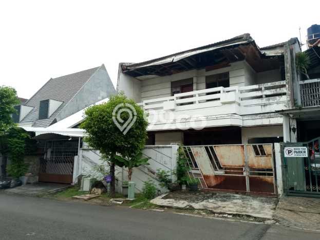 For Sale! Luxury House LT 200m2 Desain Modern di Puri Indah For Sale! Luxury House LT 200m2 Desain Modern di Puri Indah
