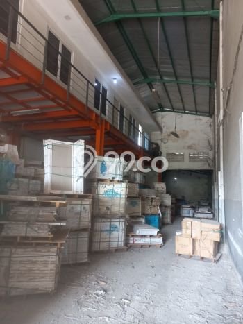 INVESTASI CERDAS! Gudang di , Luas 316m2m², Pusat Bisnis INVESTASI CERDAS! Gudang di , Luas 316m2m², Pusat Bisnis