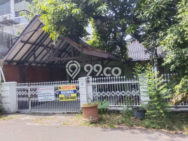 Dijual Rumah Premium dengan Fasilitas Sekitar Lengkap di Kebayoran Lama, Jakarta Selatan Dijual Rumah Premium dengan Fasilitas Sekitar Lengkap di Kebayoran Lama, Jakarta Selatan