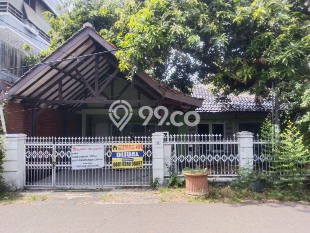 Dijual Rumah Premium dengan Fasilitas Sekitar Lengkap di Kebayoran Lama, Jakarta Selatan Dijual Rumah Premium dengan Fasilitas Sekitar Lengkap di Kebayoran Lama, Jakarta Selatan