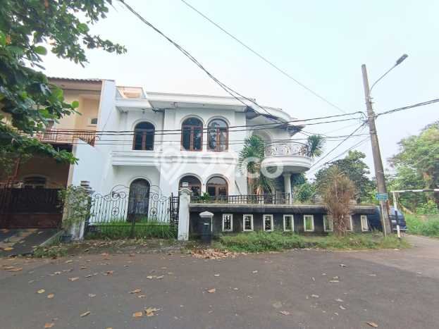 Jual Rumah Strategis Bagus Punya 3 KT di Pondok Aren Tangerang Selatan SHM Jual Rumah Strategis Bagus Punya 3 KT di Pondok Aren Tangerang Selatan SHM