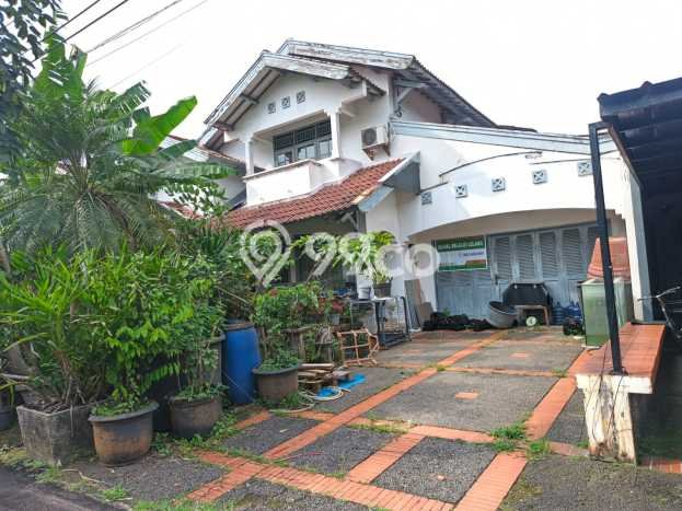 Rumah Elit LB 455m2 Siap Huni Desain Elegan di Bintaro, Tangerang Selatan Rumah Elit LB 455m2 Siap Huni Desain Elegan di Bintaro, Tangerang Selatan
