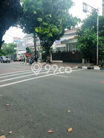Jual Rumah Luas Elegan Dengan View Cantik di Kedoya Selatan, Jakarta Barat Jual Rumah Luas Elegan Dengan View Cantik di Kedoya Selatan, Jakarta Barat