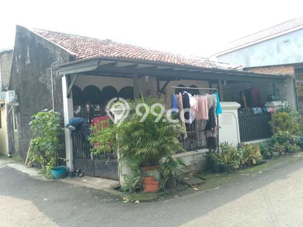 Rumah Luas Asri 2 KT Siap Huni di Petukangan Jakarta Selatan Rumah Luas Asri 2 KT Siap Huni di Petukangan Jakarta Selatan