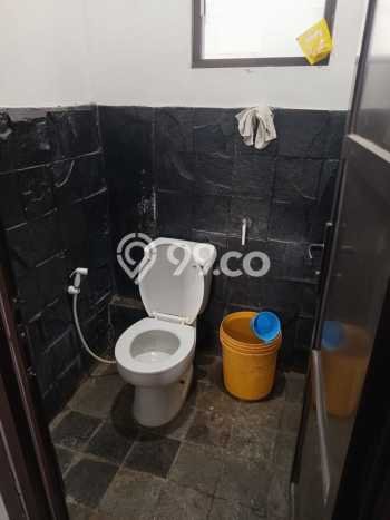 Area Ramai! Ruko Dijual di Pulo Gadung untuk Bisnis Luas Bangunan 215m2 Area Ramai! Ruko Dijual di Pulo Gadung untuk Bisnis Luas Bangunan 215m2