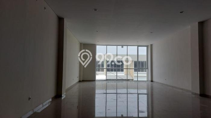 Gudang Lokasi Premium di Pulo Gadung, Luas 180m², Siap Usaha Gudang Lokasi Premium di Pulo Gadung, Luas 180m², Siap Usaha