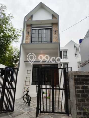 Dijual Rumah Modern 3 KT di Pondok Kelapa, Jakarta Timur Dijual Rumah Modern 3 KT di Pondok Kelapa, Jakarta Timur