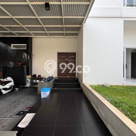 Jual Rumah Luas Elegan Dengan View Eksklusif di Cipinang, Jakarta Timur Jual Rumah Luas Elegan Dengan View Eksklusif di Cipinang, Jakarta Timur