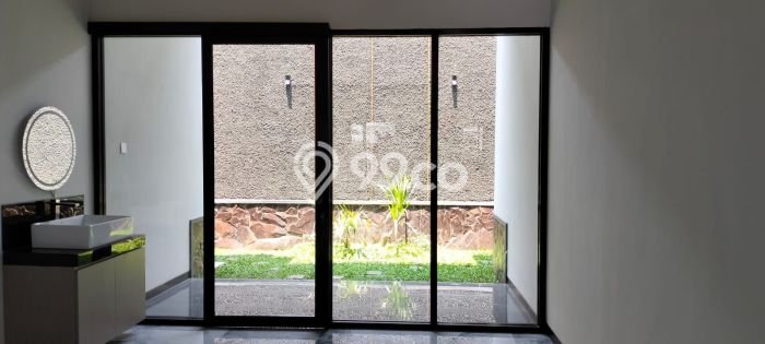 Rumah Luxury Modern Tanpa Renovasi di Araya Malang Rumah Luxury Modern Tanpa Renovasi di Araya Malang