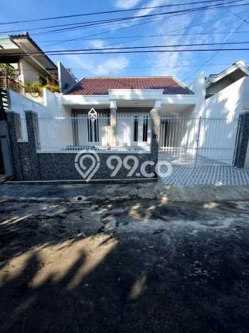 Rumah Mewah Siap Huni LT 250m2 di Dau, Malang Rumah Mewah Siap Huni LT 250m2 di Dau, Malang