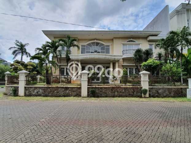 Rumah Eksklusif Siap Huni LT 768m2 di Kelapa Gading, Jakarta Utara Rumah Eksklusif Siap Huni LT 768m2 di Kelapa Gading, Jakarta Utara
