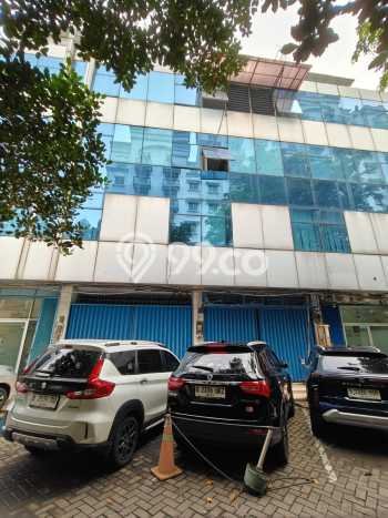 Ruko Premium di Kelapa Gading, Luas 400m2m², Akses Utama, Ramai Ruko Premium di Kelapa Gading, Luas 400m2m², Akses Utama, Ramai