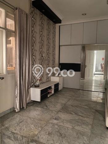 Rumah 5 KT 4 KM di Lokasi Strategis Kelapa Gading, Jakarta Utara Rumah 5 KT 4 KM di Lokasi Strategis Kelapa Gading, Jakarta Utara