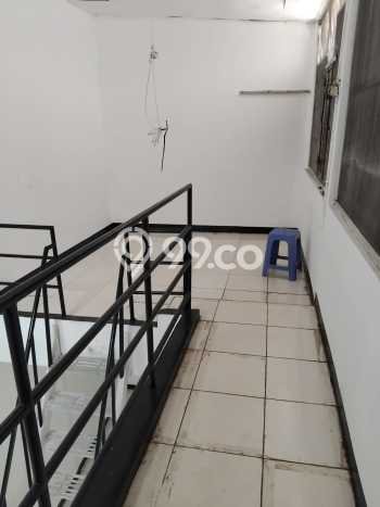 Rumah area Sunter, Dekat Tol, 2 KT, LT 90m² Bangunan 162m² Rumah area Sunter, Dekat Tol, 2 KT, LT 90m² Bangunan 162m²
