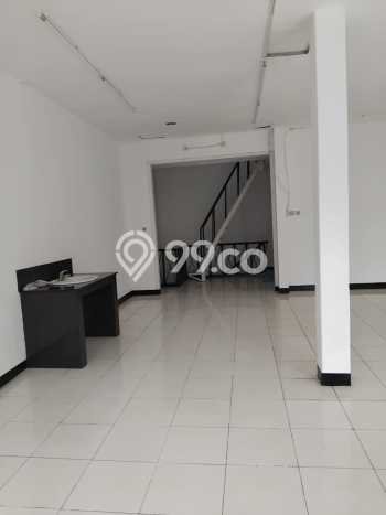 Rumah area Sunter, Dekat Tol, 2 KT, LT 90m² Bangunan 162m² Rumah area Sunter, Dekat Tol, 2 KT, LT 90m² Bangunan 162m²