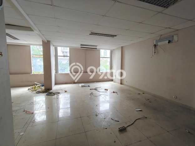 Ruko Premium di Kelapa Gading, Luas 400m2m², Akses Utama, Ramai Ruko Premium di Kelapa Gading, Luas 400m2m², Akses Utama, Ramai