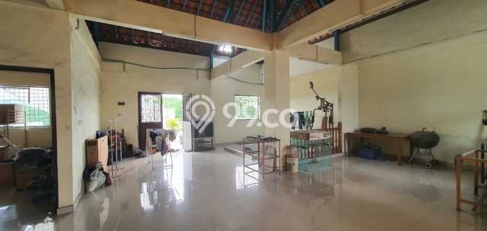 Ready to Use! Luxury House LT 300m2 Desain Modern di Sunter Ready to Use! Luxury House LT 300m2 Desain Modern di Sunter