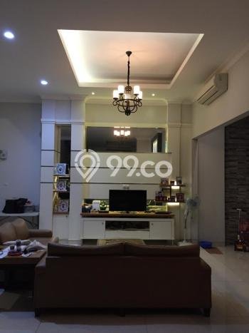 Rumah Mewah dengan 5 Kamar Tidur di Lingkungan Asri Kelapa Gading, Jakarta Utara Rumah Mewah dengan 5 Kamar Tidur di Lingkungan Asri Kelapa Gading, Jakarta Utara