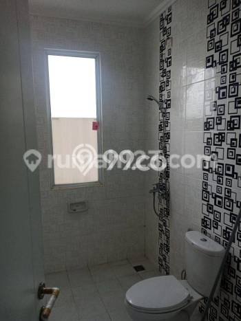 HARGA SPESIAL! Rumah Modern di Cakung, Jakarta Timur, LT 119m2m² LB 150m2m² Bisa Nego! HARGA SPESIAL! Rumah Modern di Cakung, Jakarta Timur, LT 119m2m² LB 150m2m² Bisa Nego!