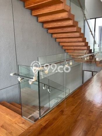 Rumah di Ancol, Jakarta Utara, LT 432m² LB 1200m² - INVESTASI TERBAIK! Rumah di Ancol, Jakarta Utara, LT 432m² LB 1200m² - INVESTASI TERBAIK!