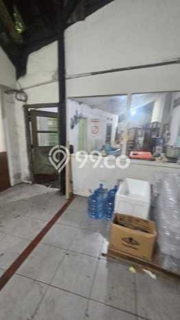 Gudang bagus disewakan di Matraman Jakarta Timur dengan LB 400m2 harga sewa terbaik Gudang bagus disewakan di Matraman Jakarta Timur dengan LB 400m2 harga sewa terbaik