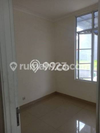 HARGA SPESIAL! Rumah Modern di Cakung, Jakarta Timur, LT 119m2m² LB 150m2m² Bisa Nego! HARGA SPESIAL! Rumah Modern di Cakung, Jakarta Timur, LT 119m2m² LB 150m2m² Bisa Nego!