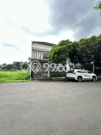 Rumah Modern Cantik 3 KT Bisa Langsung Pindah di Batununggal Rumah Modern Cantik 3 KT Bisa Langsung Pindah di Batununggal