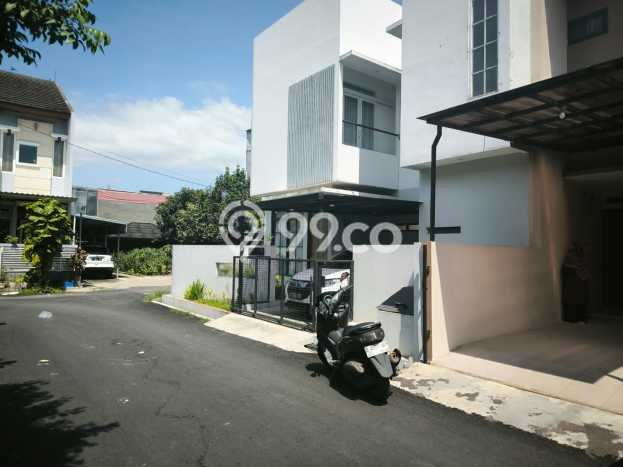 JUAL CEPAT! Rumah Ready Stock Area Strategis Margahayu, Luas 100m² LB 112m² JUAL CEPAT! Rumah Ready Stock Area Strategis Margahayu, Luas 100m² LB 112m²
