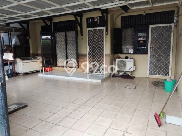 Rumah Modern 2 KT di Gading Serpong Tangerang Unfurnished Rumah Modern 2 KT di Gading Serpong Tangerang Unfurnished