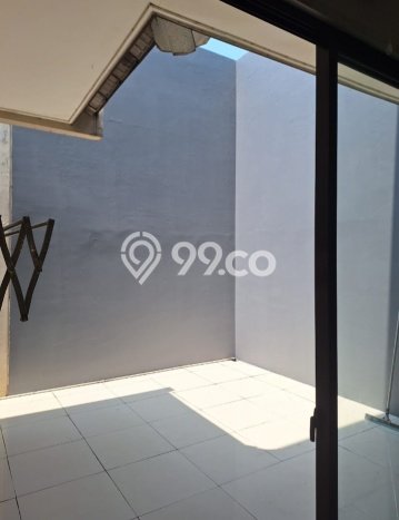 Rumah Elit Modern Siap Huni di BSD City Tangerang Rumah Elit Modern Siap Huni di BSD City Tangerang