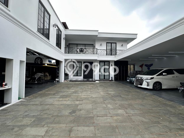 Rumah Luxury Modern Siap Huni di Bintaro Jakarta Selatan Rumah Luxury Modern Siap Huni di Bintaro Jakarta Selatan