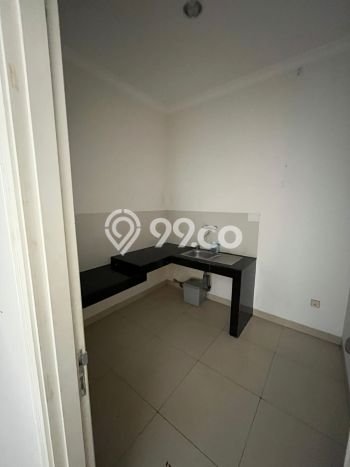 Disewakan! Rumah 3 Kamar Tidur &
3 Kamar Mandi di Green Lake City, Jakarta Barat Disewakan! Rumah 3 Kamar Tidur &
3 Kamar Mandi di Green Lake City, Jakarta Barat