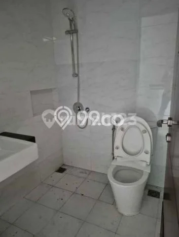 Sewa Rumah Murah di Green Lake City Jakarta Barat dengan 2 KT Sewa Rumah Murah di Green Lake City Jakarta Barat dengan 2 KT