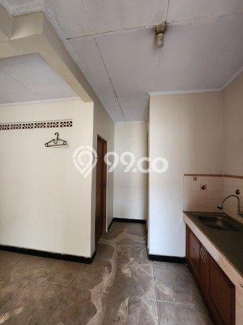 Rumah di , 3 KM, Dekat Fasilitas Umum, LT 200m2m² Bangunan 250m2m² Rumah di , 3 KM, Dekat Fasilitas Umum, LT 200m2m² Bangunan 250m2m²